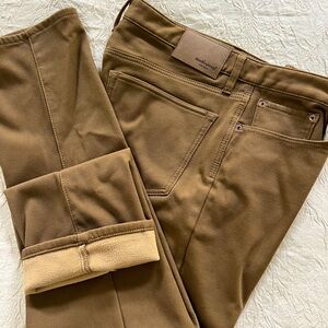 Weatherproof Vintage fleece-lined khakis, size 34-32